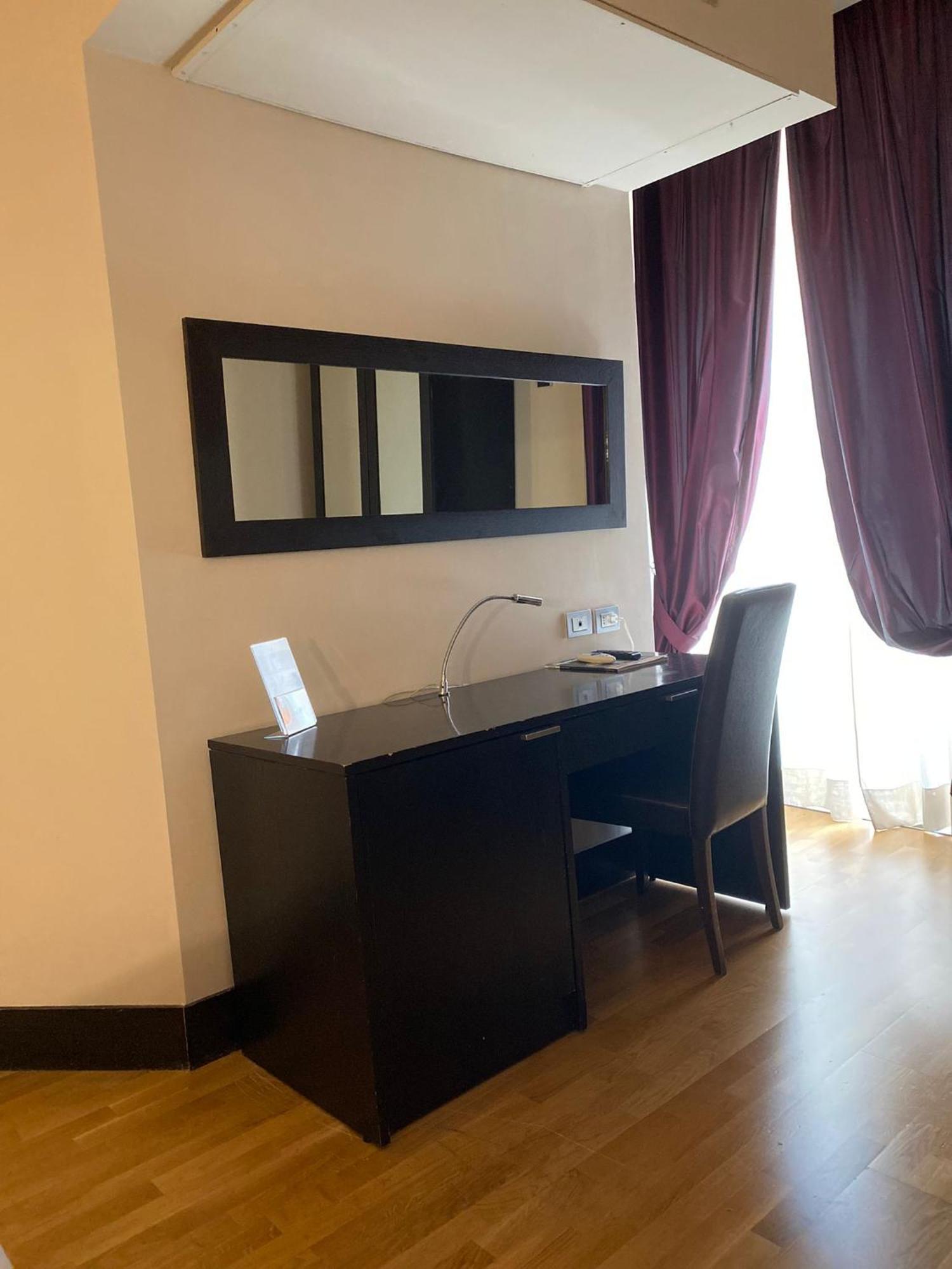 MH Design Hotel Napoli Eksteriør billede